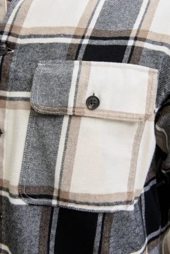 Sobrecamisa xadrez
