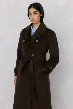 Sobretudo longo de dois trench