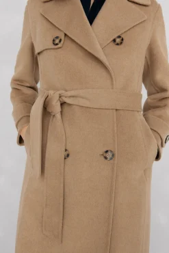 Sobretudo longo de dois trench