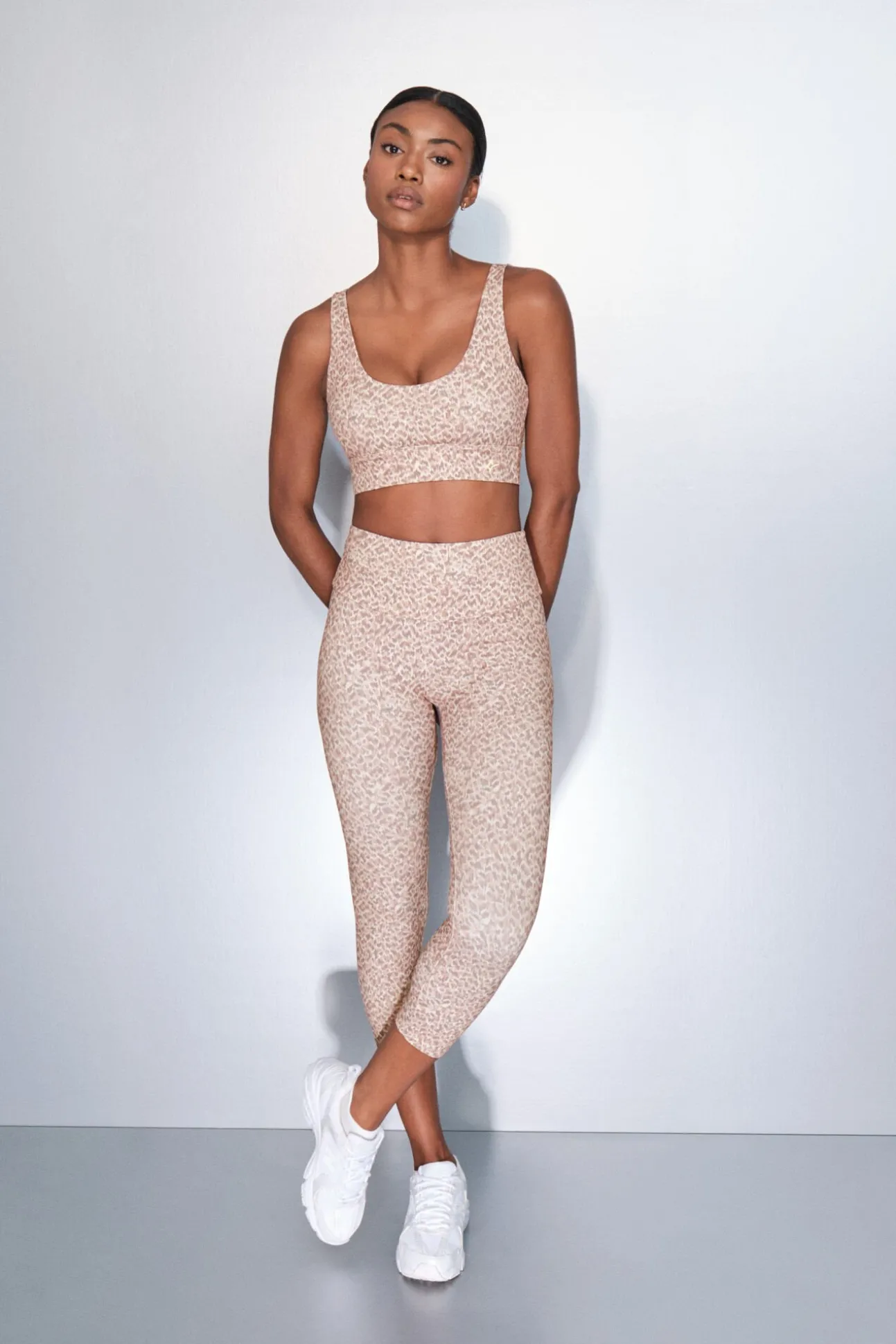 Soutien desportivo com estampa animal 4D STRETCH na cor branca