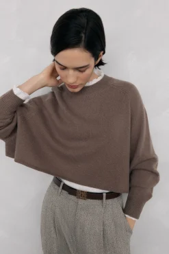 Suéter curto oversized