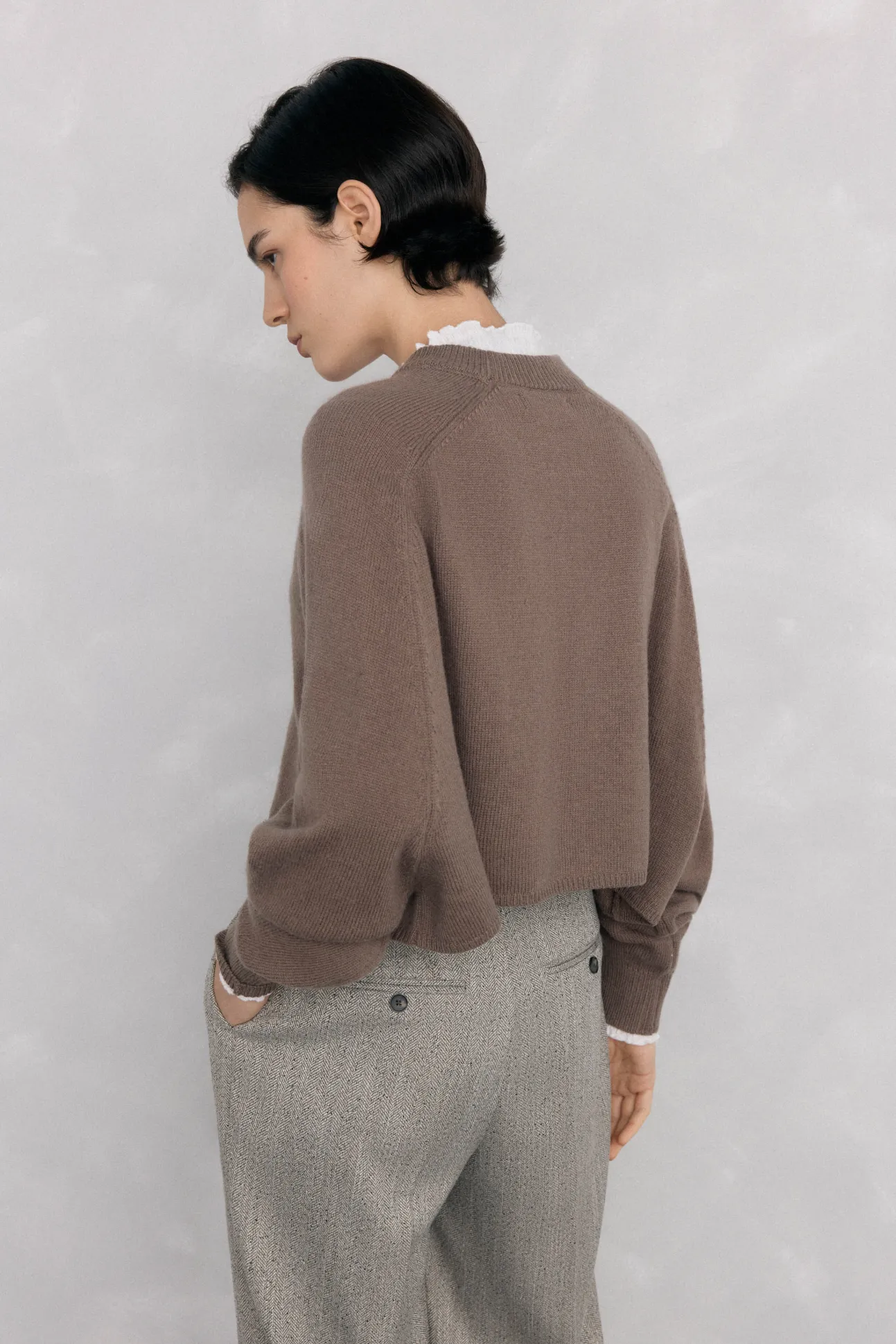 Suéter curto oversized