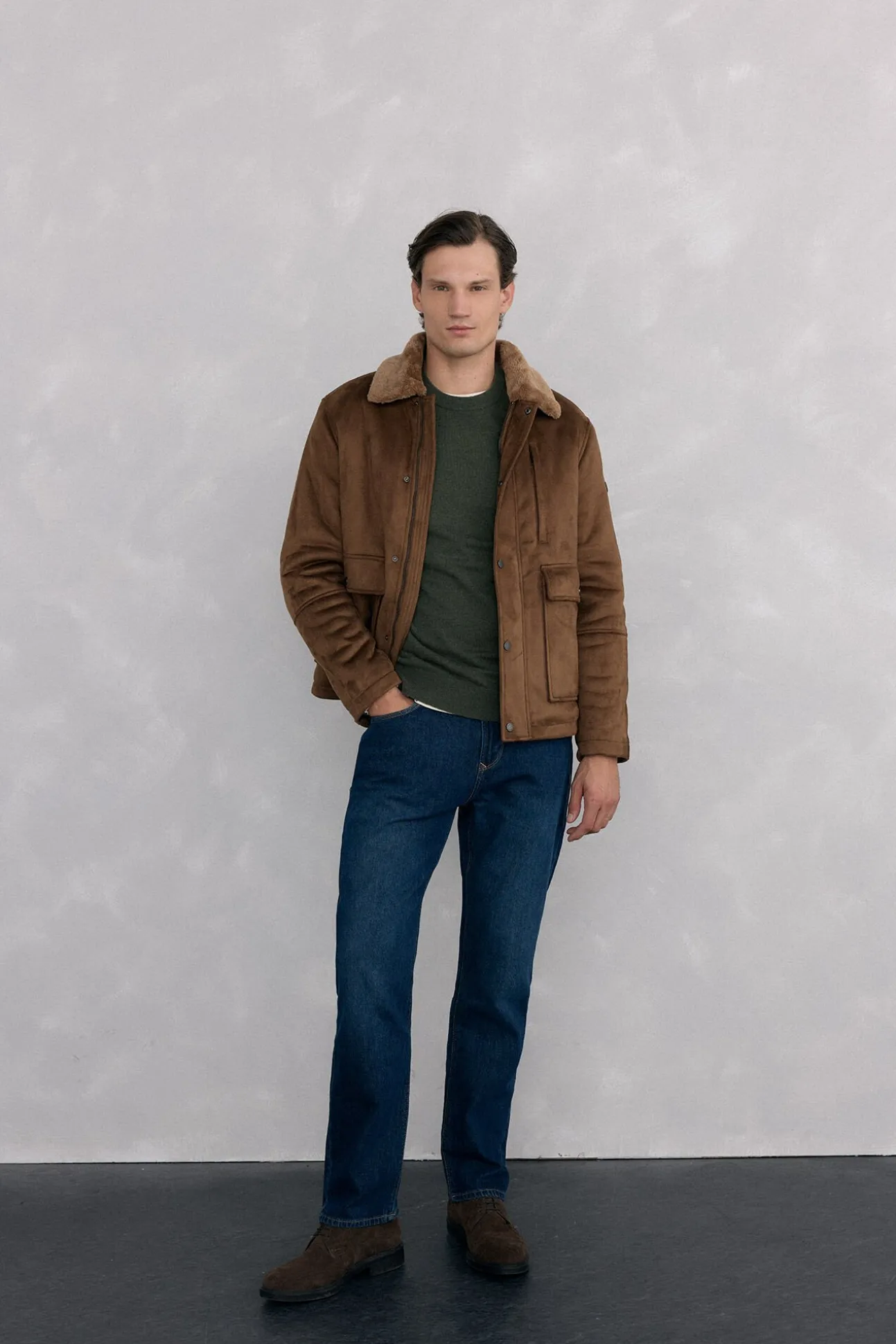 Suéter de gola caixa em lã merino e cashmere