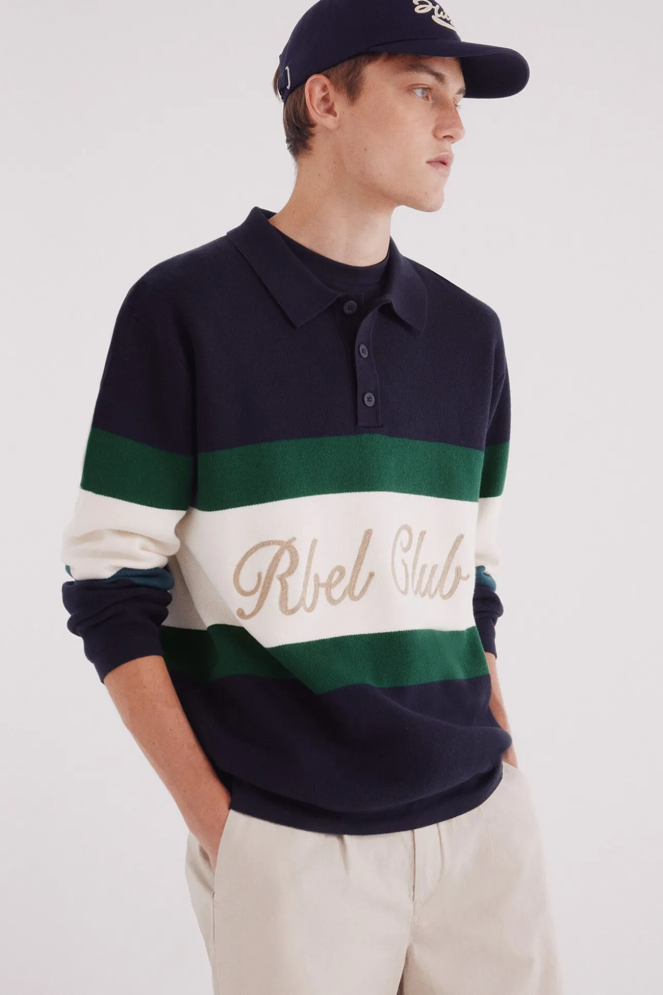 Suéter de gola polo com bordado