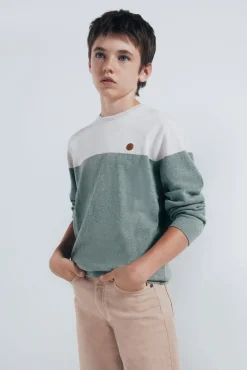 Suéter infantil com blocos de cores