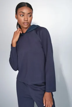 Sweatshirt azul escuro com toque suave