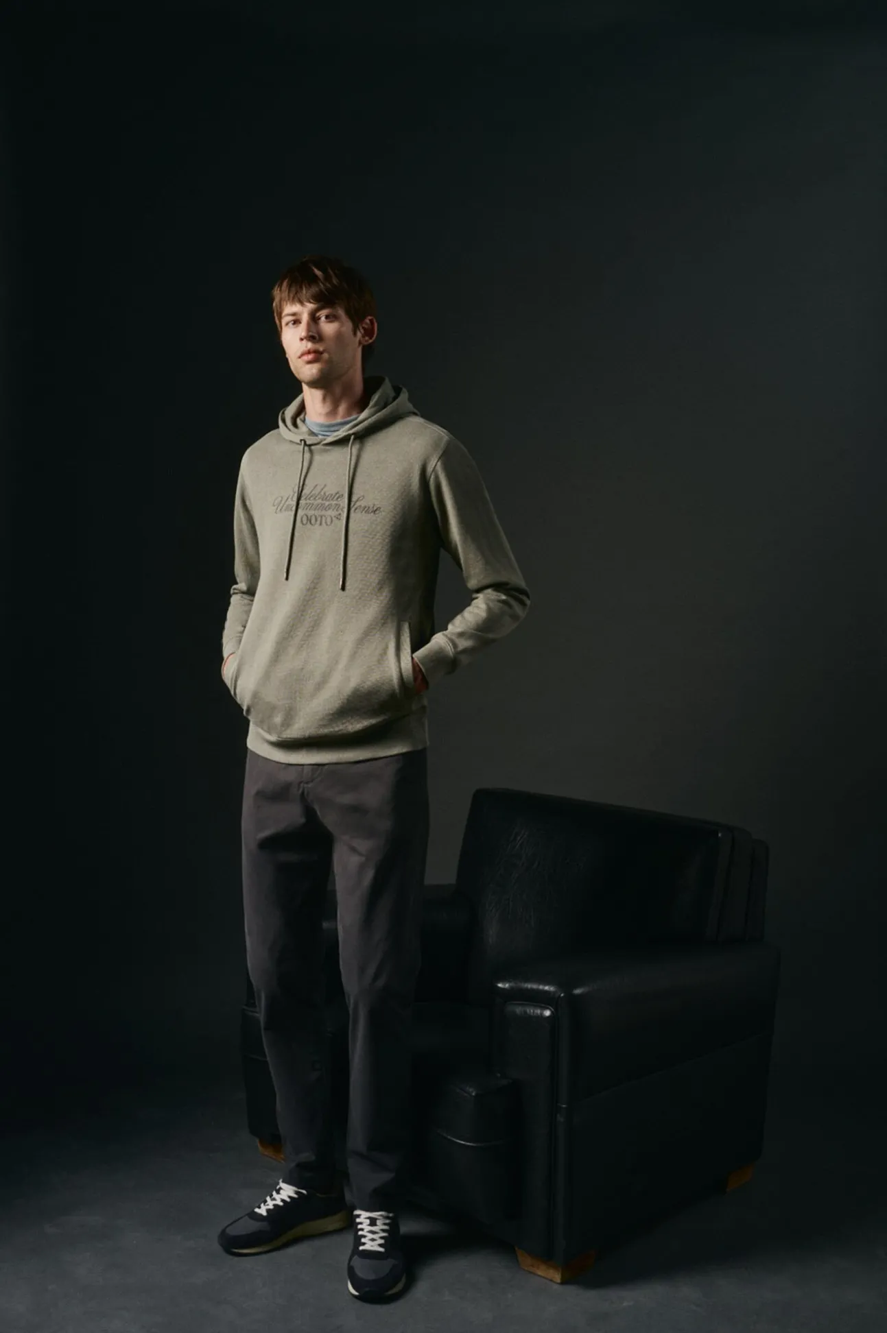 Sweatshirt capuz