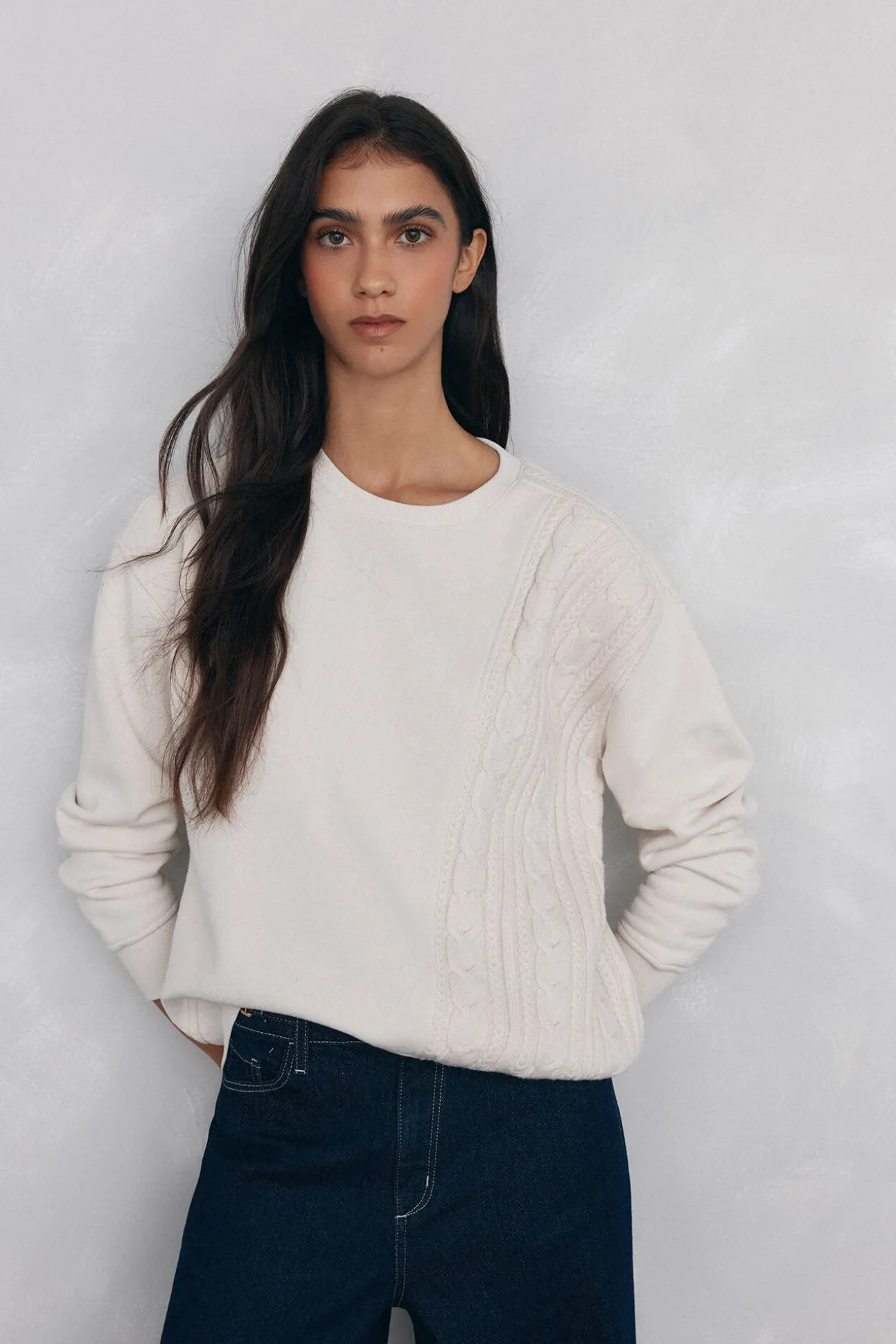 Sweatshirt com detalhe trançado