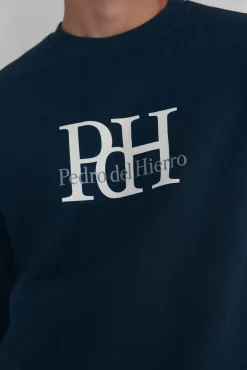 Sweatshirt com gola caixa redonda e logo grande