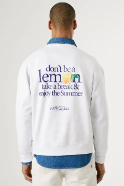 Sweatshirt com gola redonda , logo frontal e estampado nas costas.