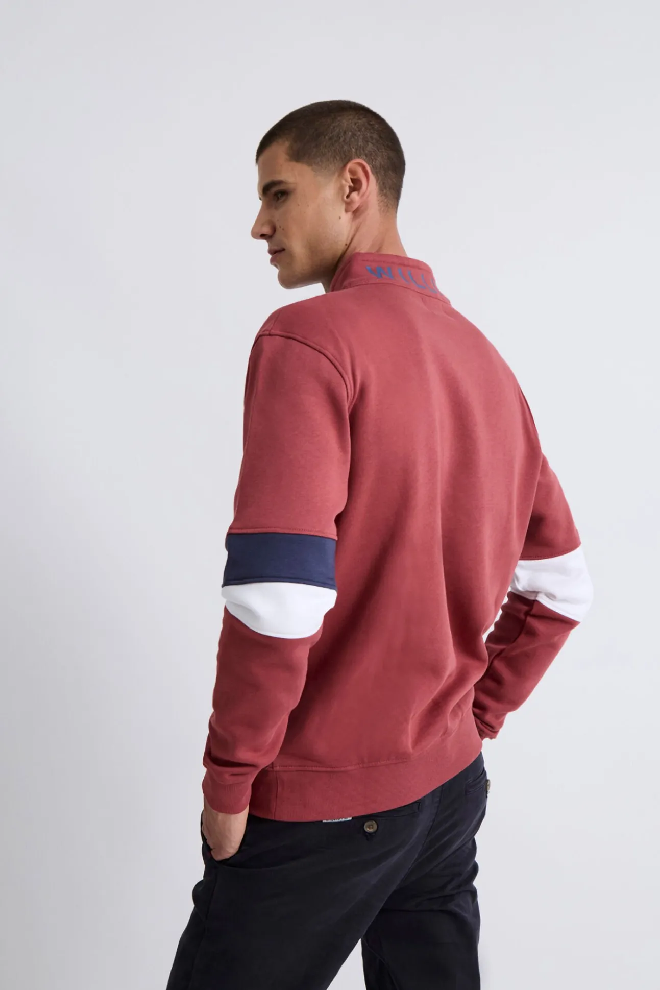 Sweatshirt com manga multicolorida