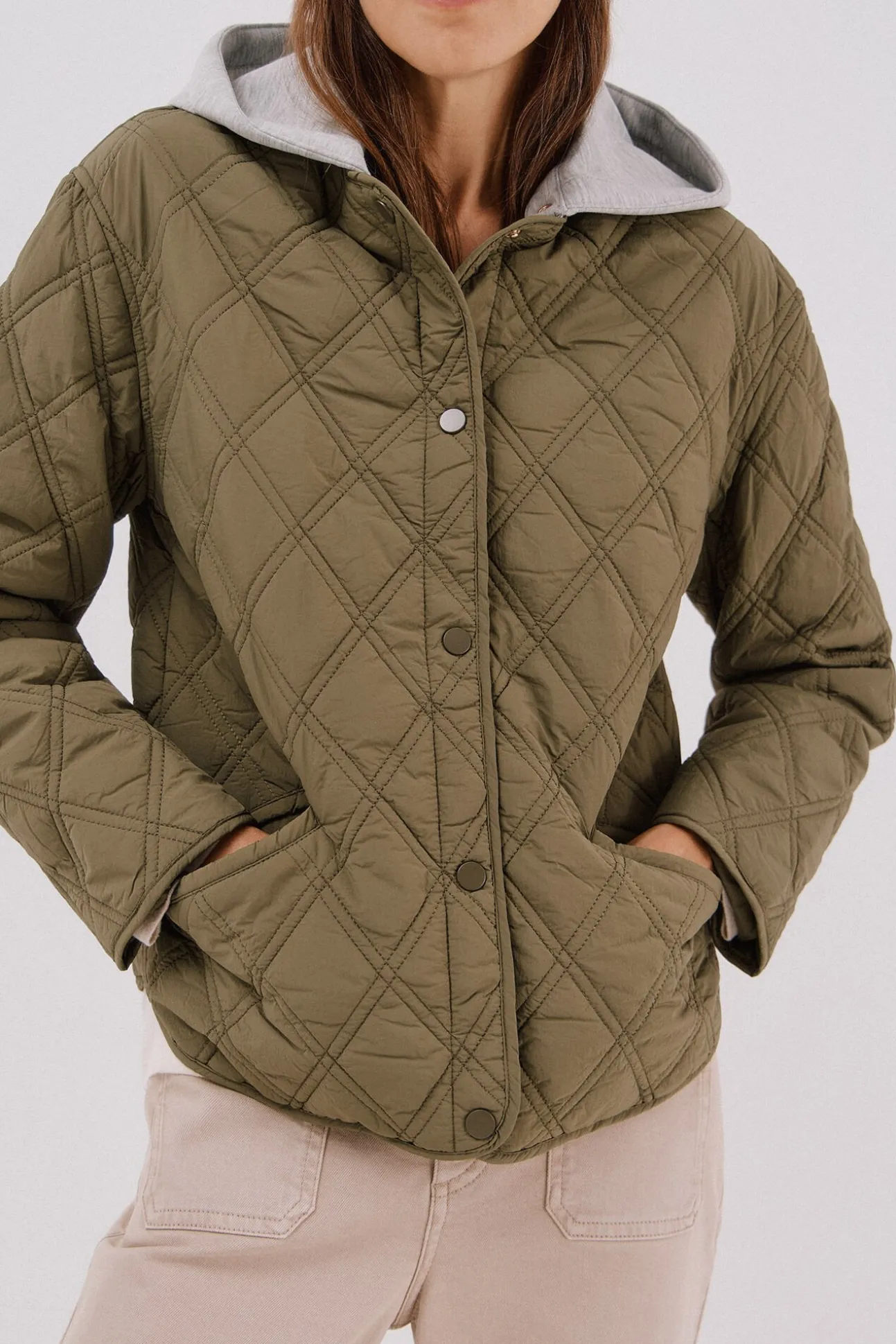 sweatshirt curto com capuz