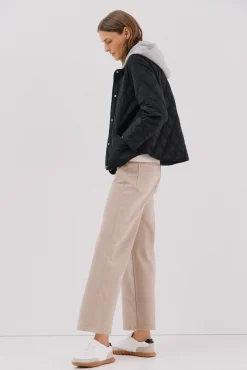 sweatshirt curto com capuz
