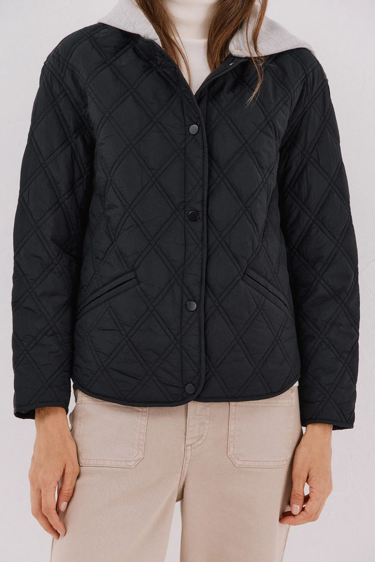 sweatshirt curto com capuz