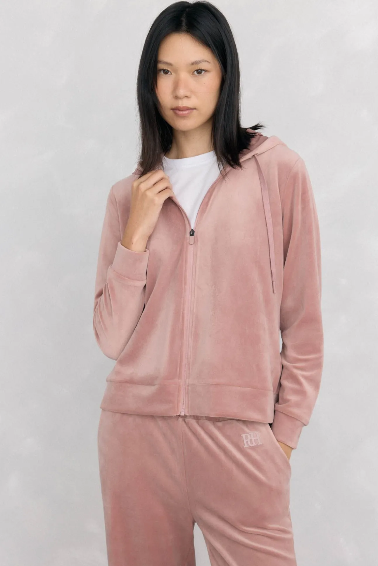 Sweatshirt esportivo com capuz de veludo