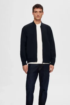 Sweatshirt estilo bomber feito com algodão orgânico