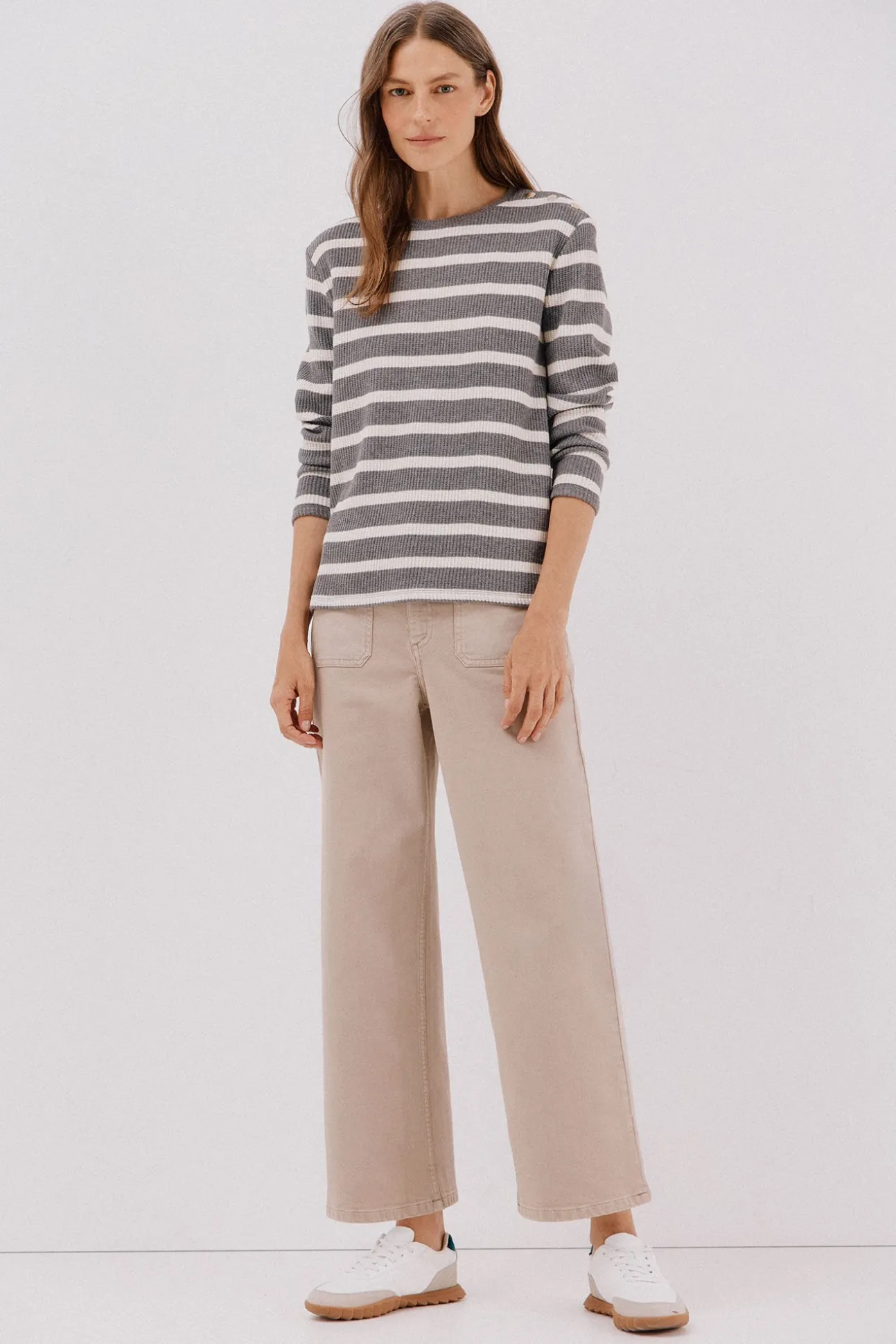 Sweatshirt estruturado riscas