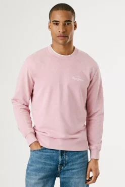 Sweatshirt lavado com logo pequeno na frente e logo grande atrás.