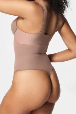 Tanga moldador alta sem costura