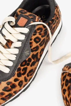 Tênis Esportivo Feminino Kira Leopard