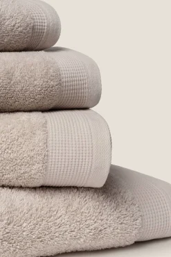 Toalha duche friso algodão egípcio 70 x 140 cm.