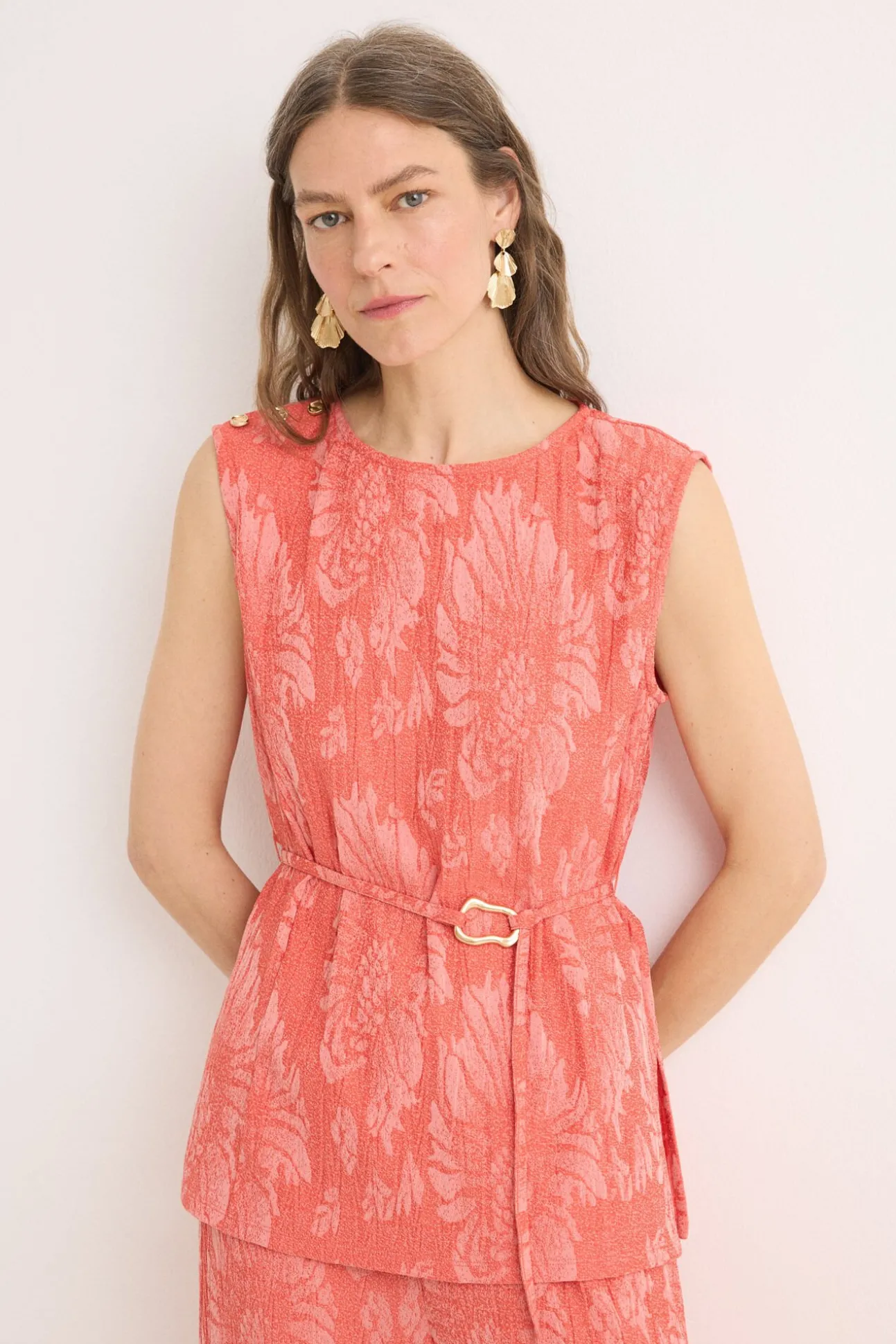Top com fivela jacquard