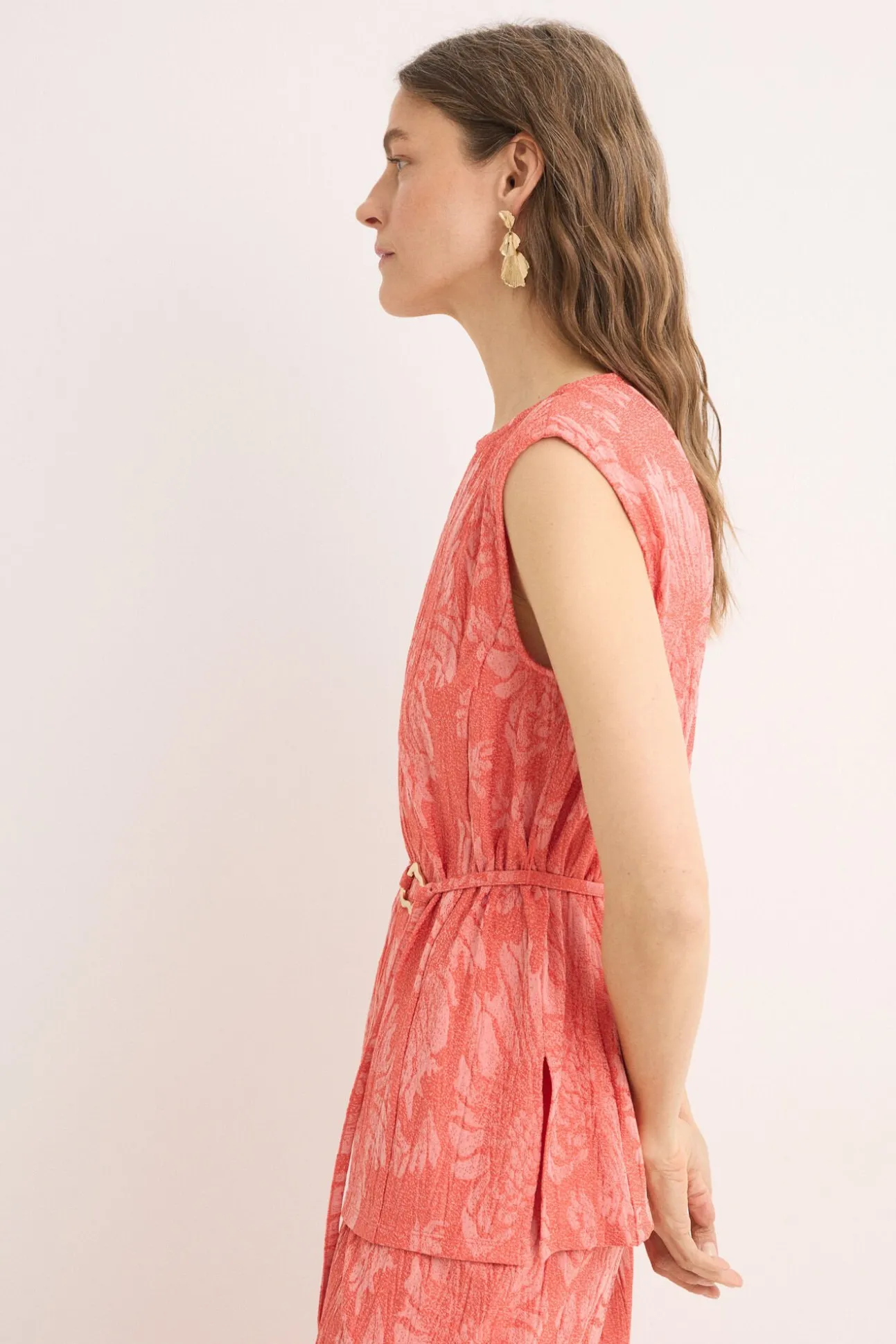 Top com fivela jacquard