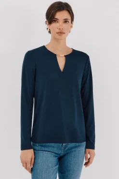 Top peça dourada com decote