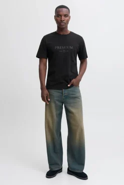 T-shirt básica com logo