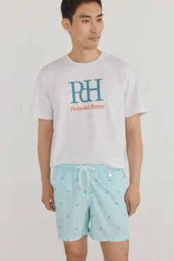 T-shirt com logotipo