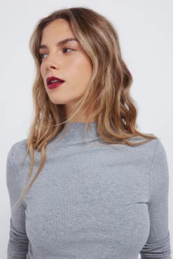 T-shirt com strass