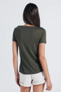 T-shirt decote crochet