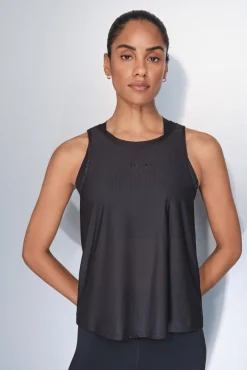 T-shirt estilo halter