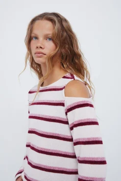 T-shirt feminina de chenille com ombros descobertos