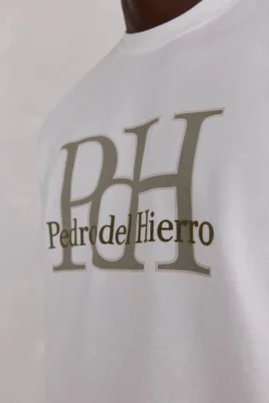 T-shirt logo
