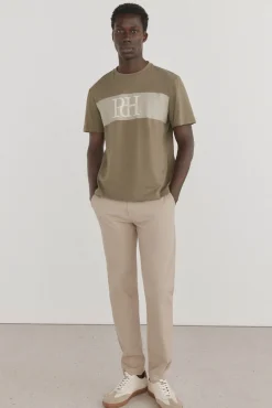 T-shirt logo