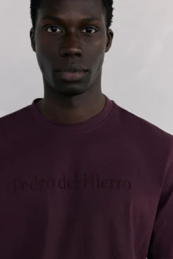 T-shirt logo