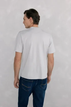 T-shirt logo