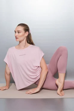 T-shirt rosa de tecido extrassuave