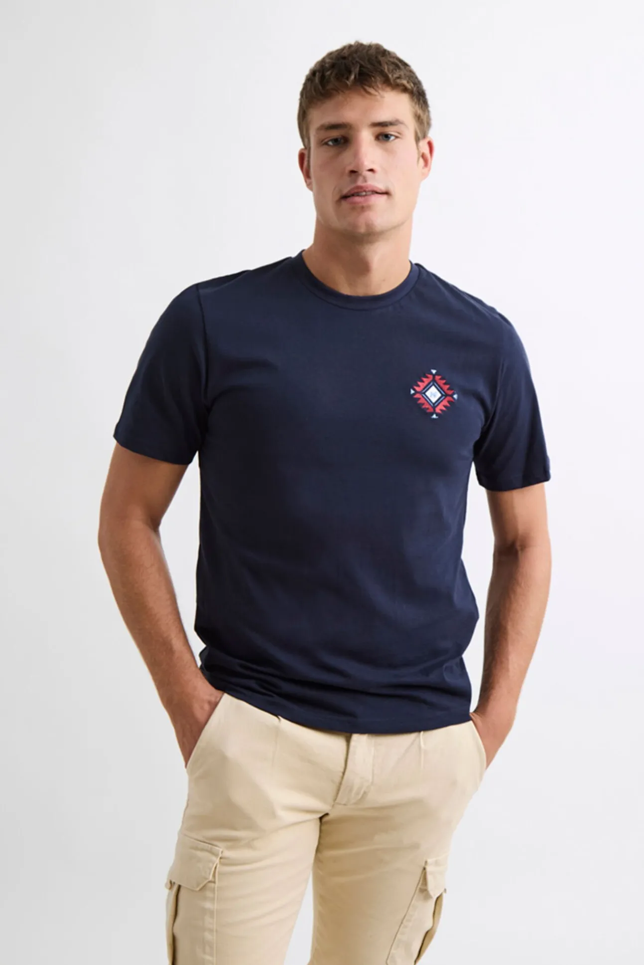 T-shirt étnica