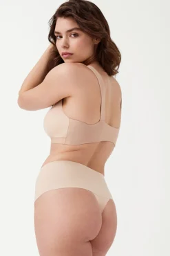 Unsichtbarer Shaping-String Café au Lait SPANX