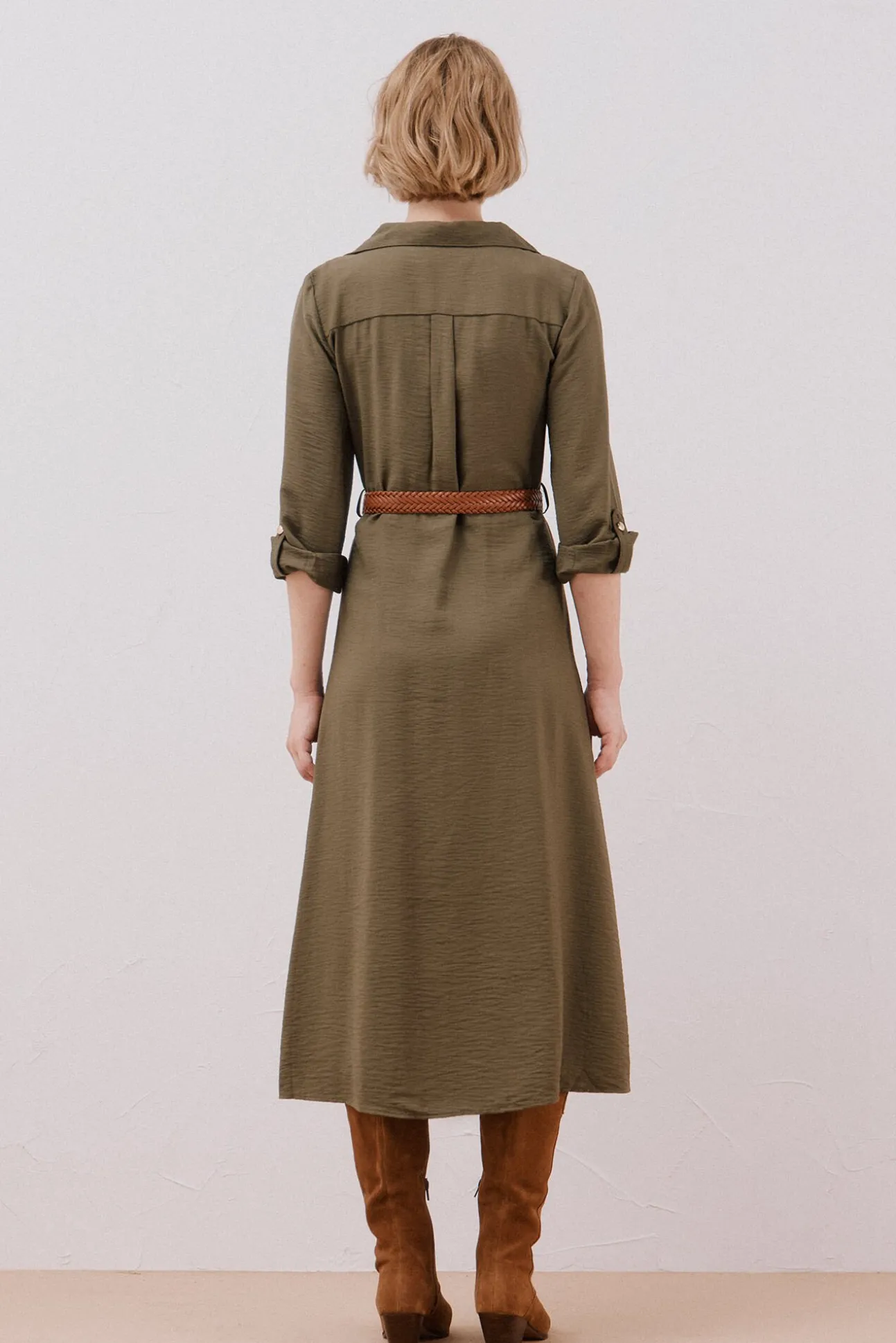 Vestido camiseiro cinto