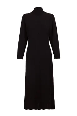 Vestido canelado de gola alta