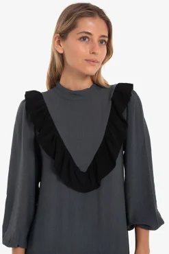 Vestido com babados