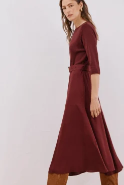 Vestido combinado com cinto