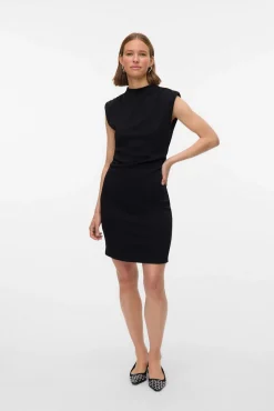 Vestido curto com gola Perkins