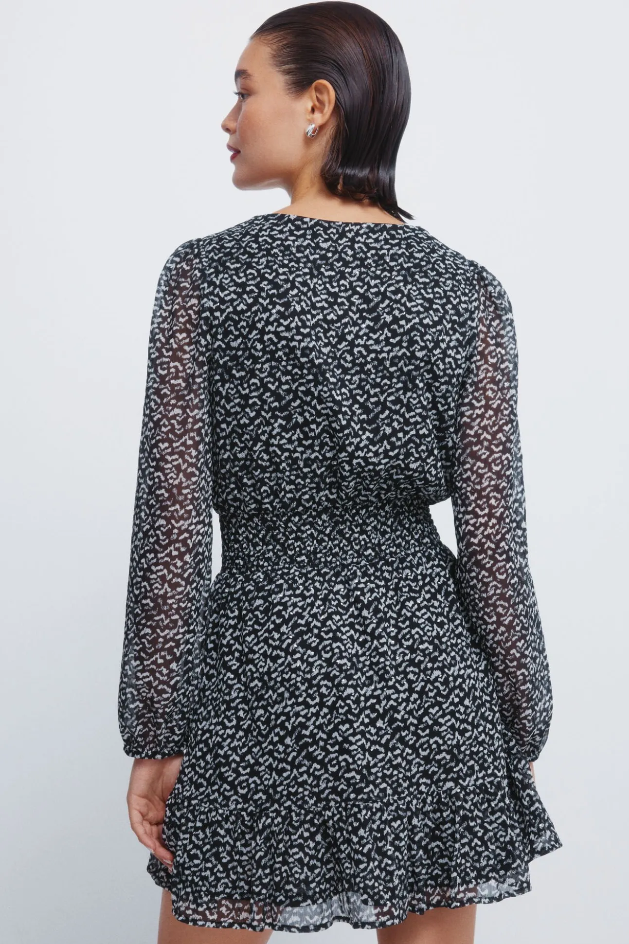 Vestido curto de chiffon estampado