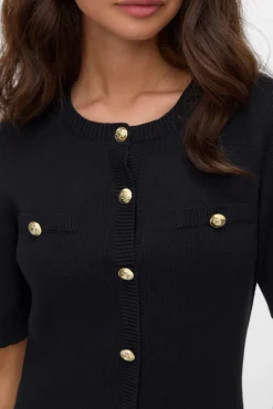 Vestido curto de malha com botões dourados