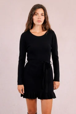 Vestido curto de manga comprida com laçada