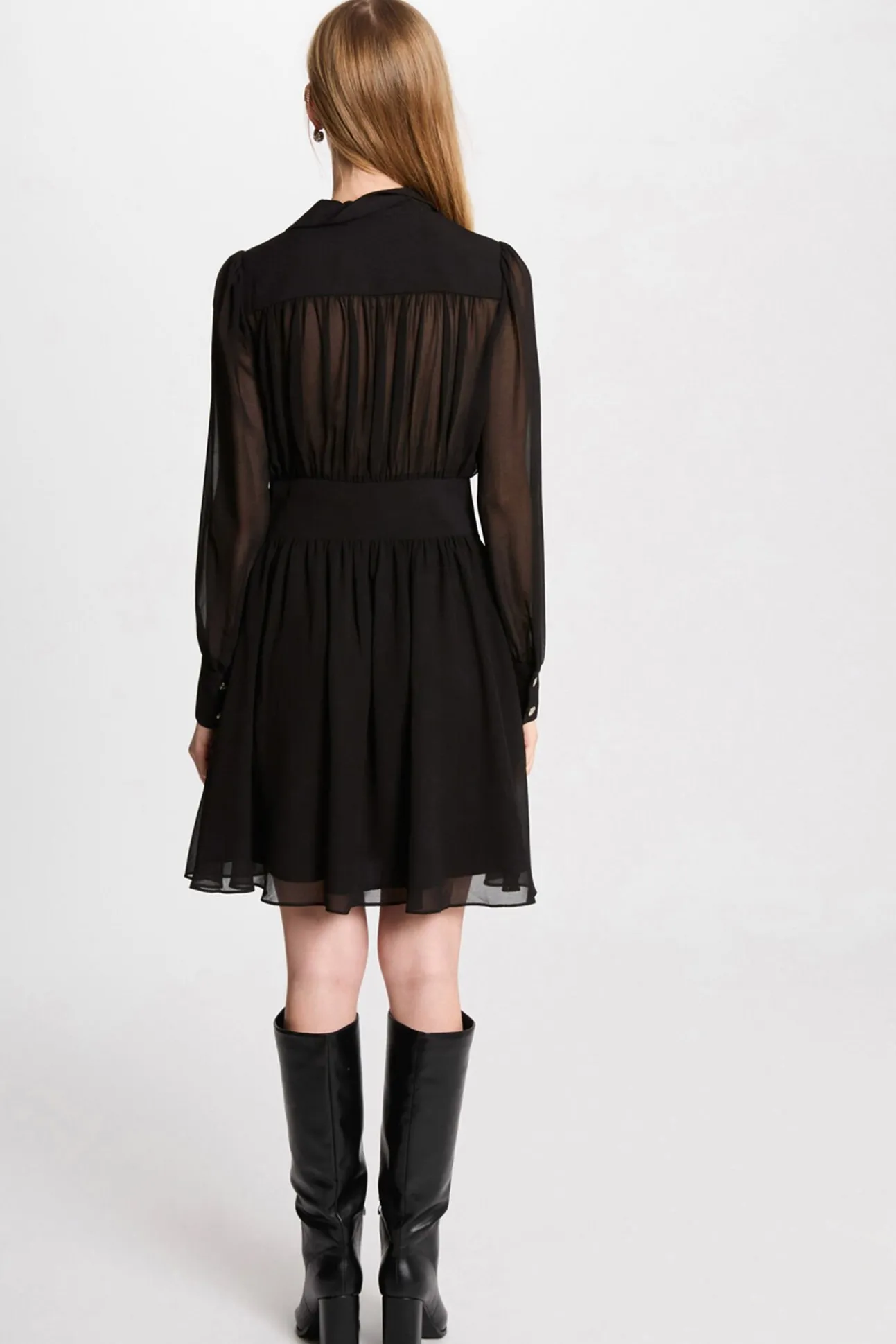 Vestido curto de patinadora